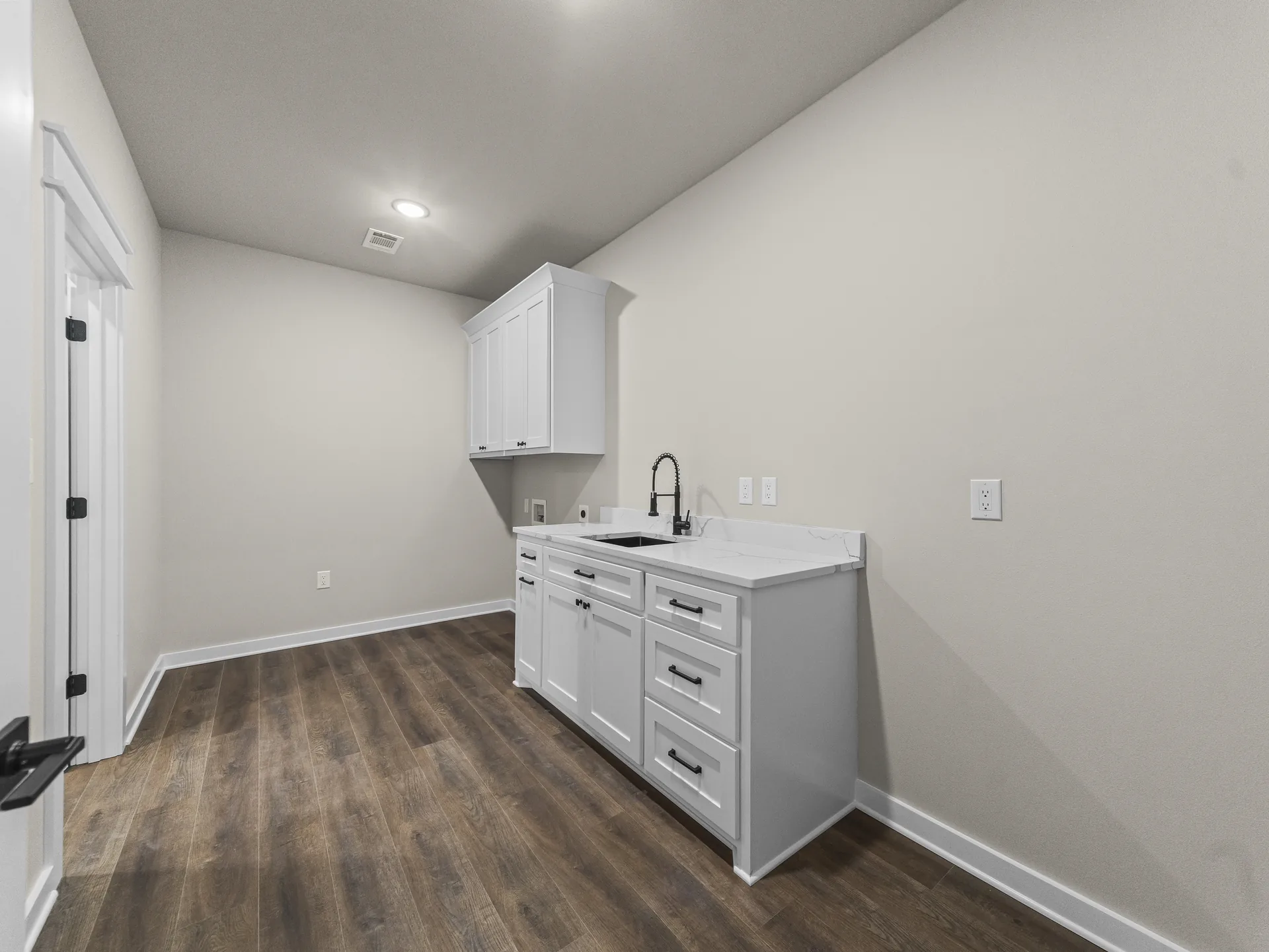 28 Darro Way project photo 11